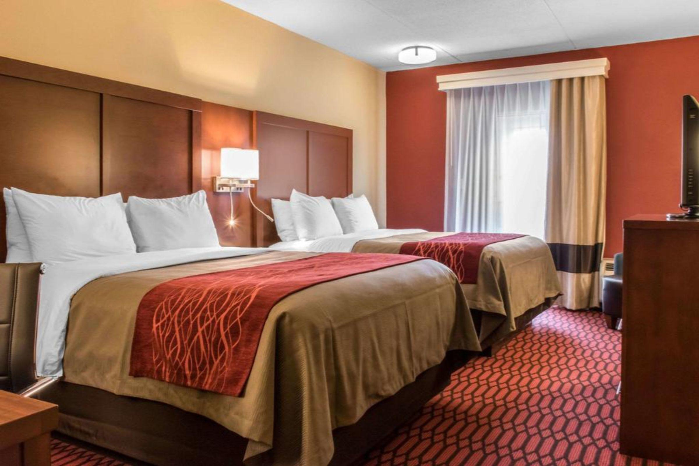 Comfort Inn Lancaster At Rockvale Smoketown  Exterior photo
