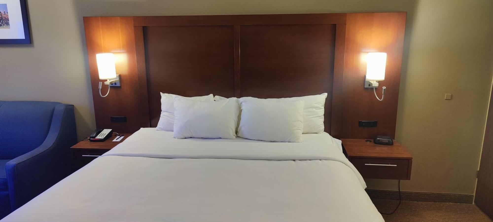Comfort Inn Lancaster At Rockvale Smoketown  Exterior photo