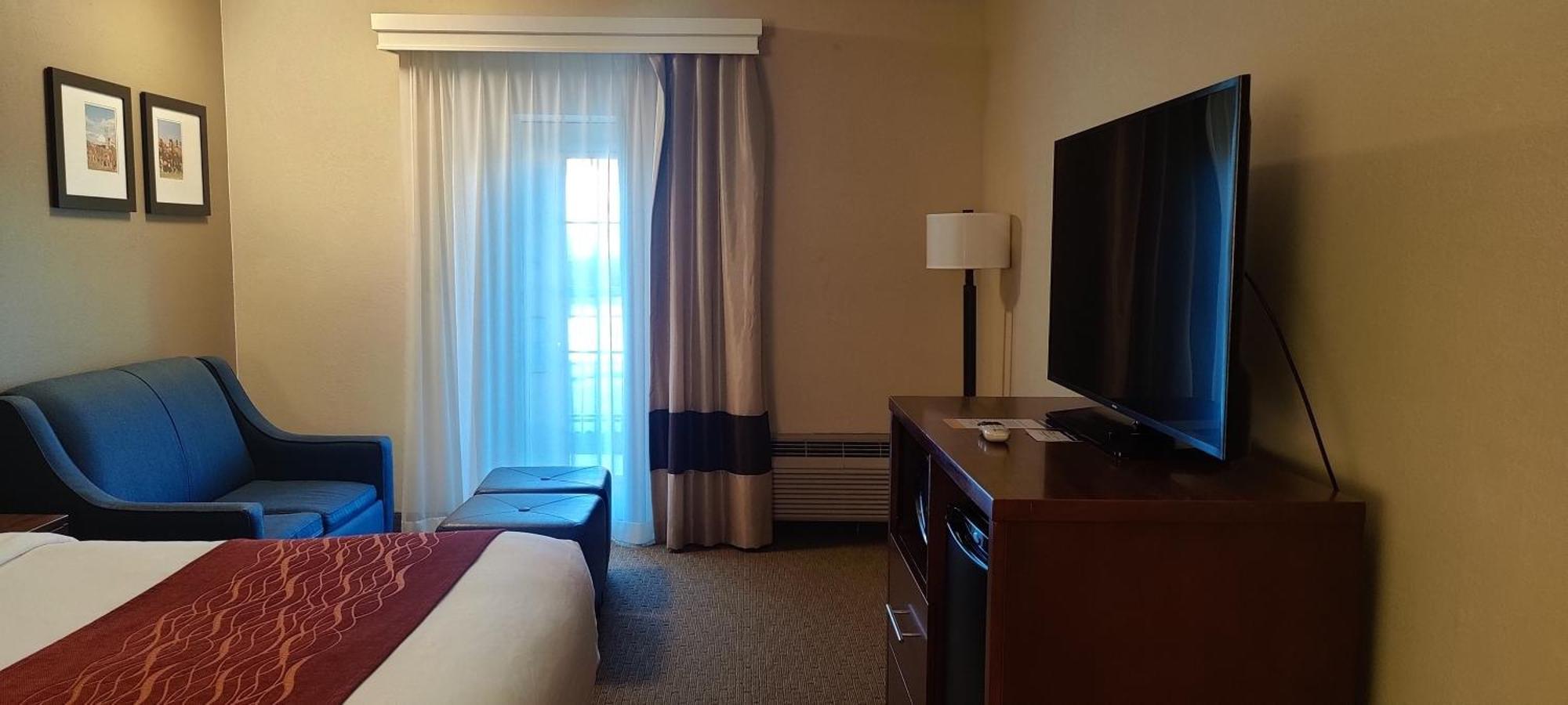 Comfort Inn Lancaster At Rockvale Smoketown  Exterior photo
