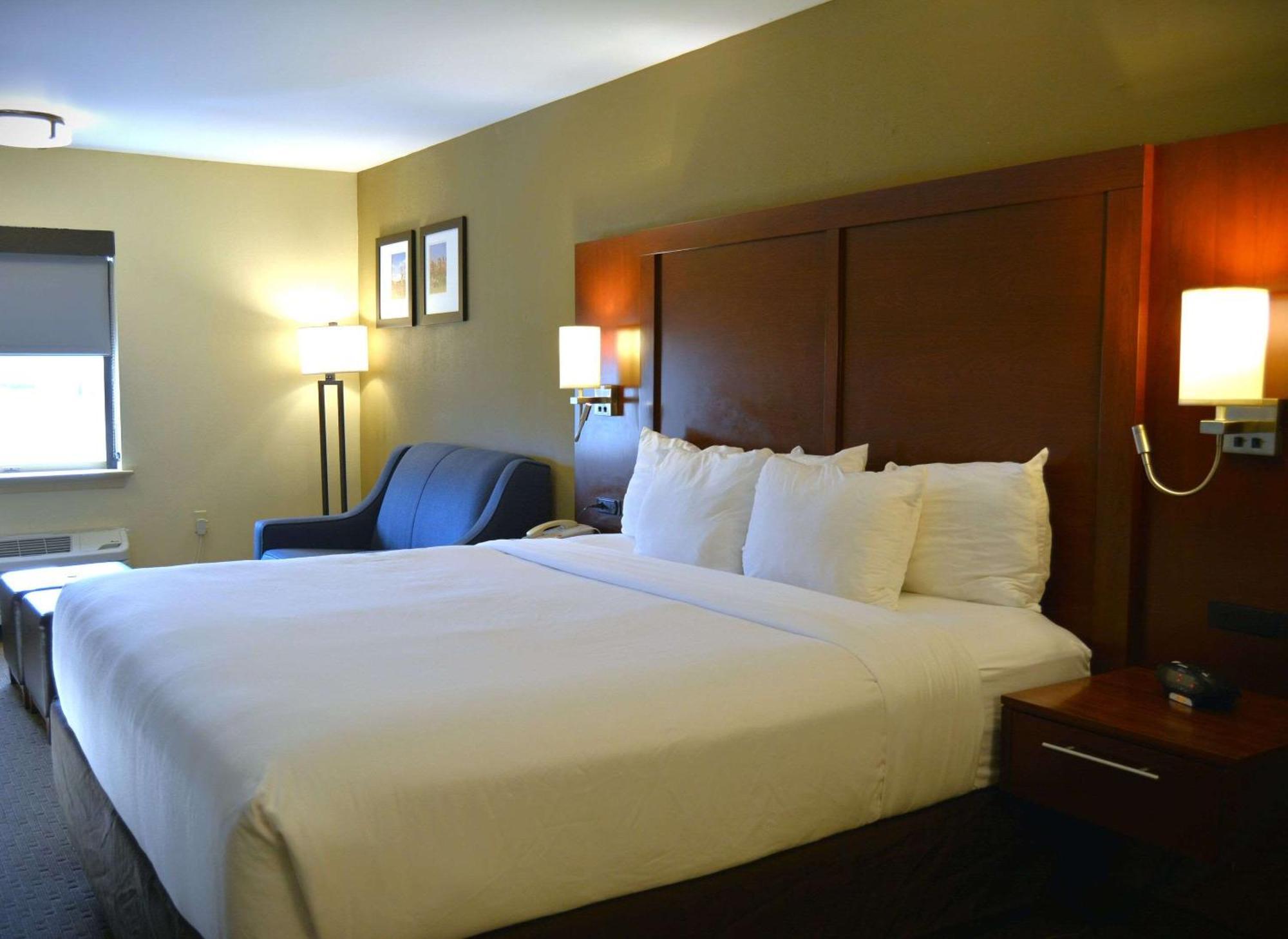 Comfort Inn Lancaster At Rockvale Smoketown  Exterior photo